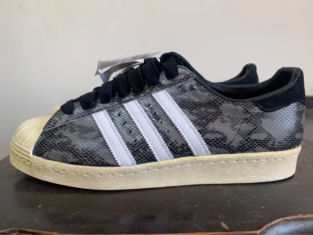 Adidas original store 褋褋褋褉 80