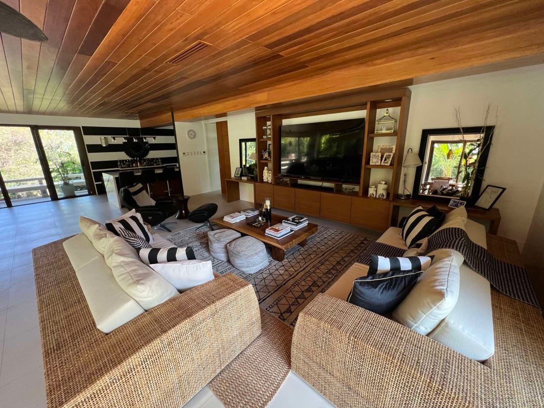 Anvaya Cove Woodridge Hills on Carousell
