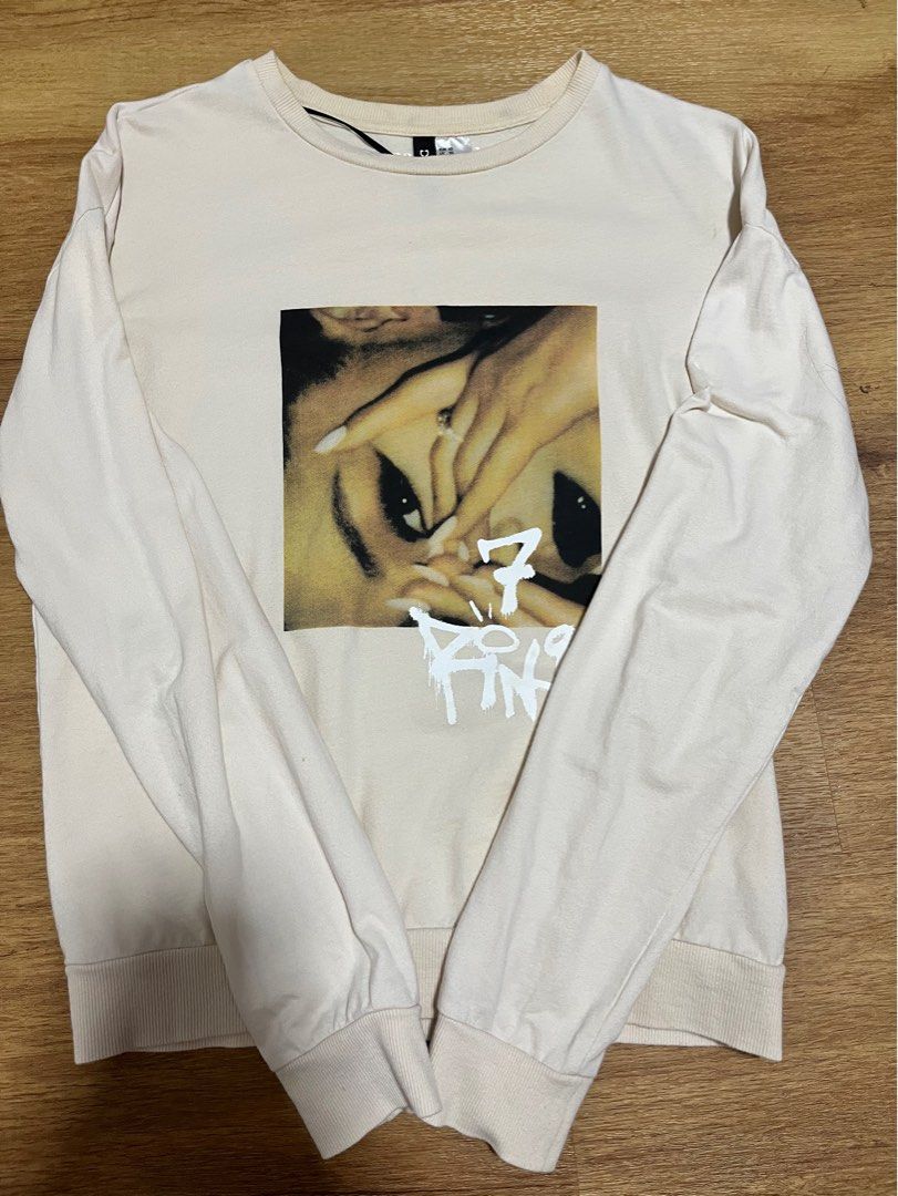 Ariana Grande 7 Rings X H M Sweater