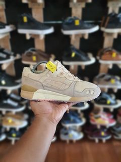 (Category: ) located in . Submitted by my_sneakerghost (Listing ID 1229133664, Image 1). Description: .