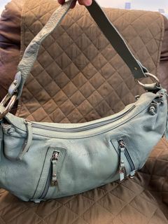 Free - Authentic Tomboy Wiz Paris