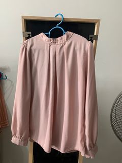 (Category: ) located in . Submitted by preloved.bundleee (Listing ID 1229135570, Image 1). Description: .