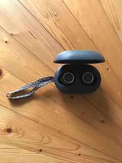 (Category: ) located in . Submitted by luapparel (Listing ID 1229103532, Image 1). Description: .