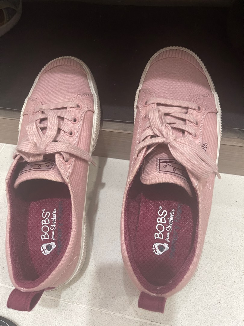 Bobs from Skechers (memory foam) US 8, Women's Fashion, Footwear, Sneakers  on Carousell