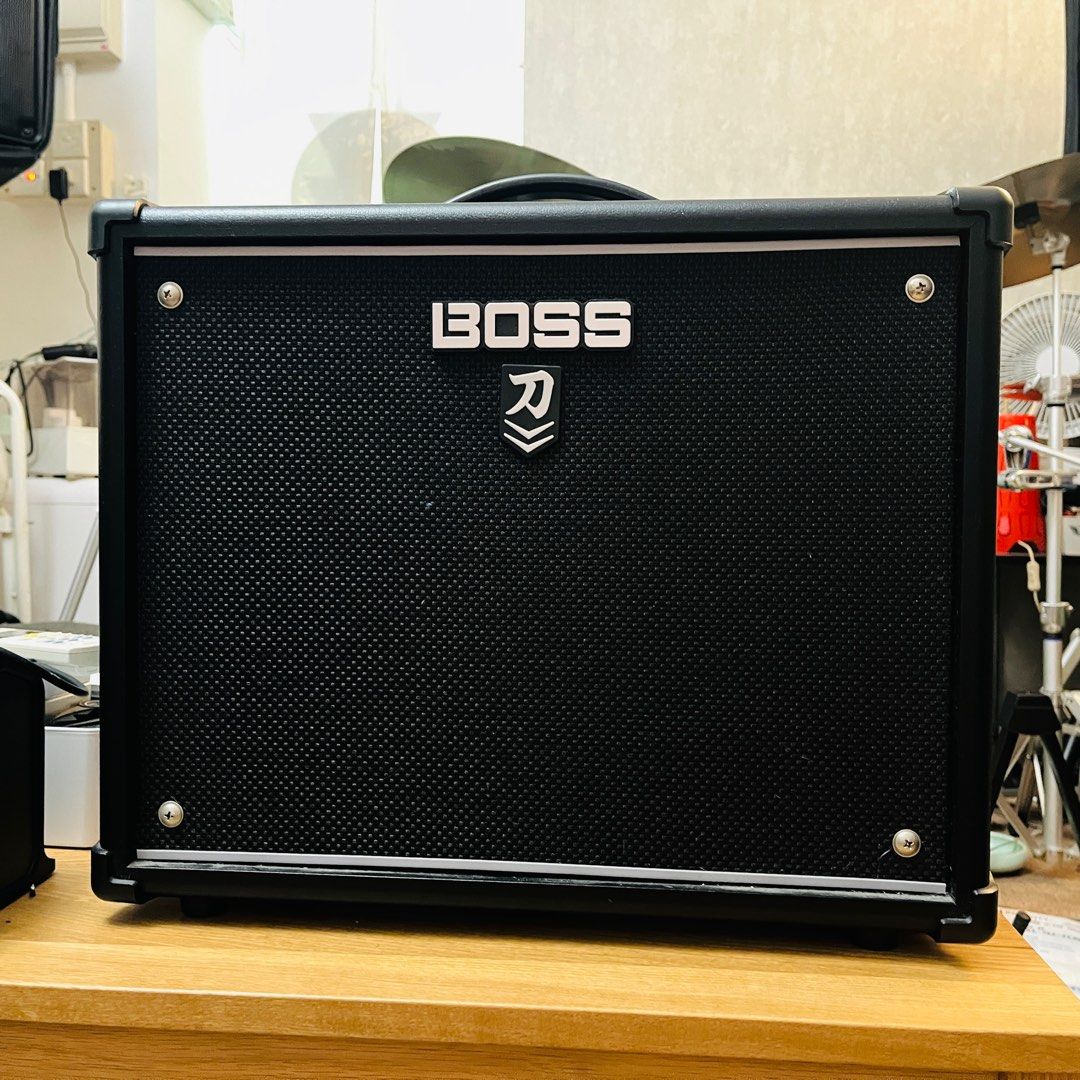 BOSS KATANA-50 MkII, 興趣及遊戲, 音樂、樂器 & 配件, 樂器 - Carousell