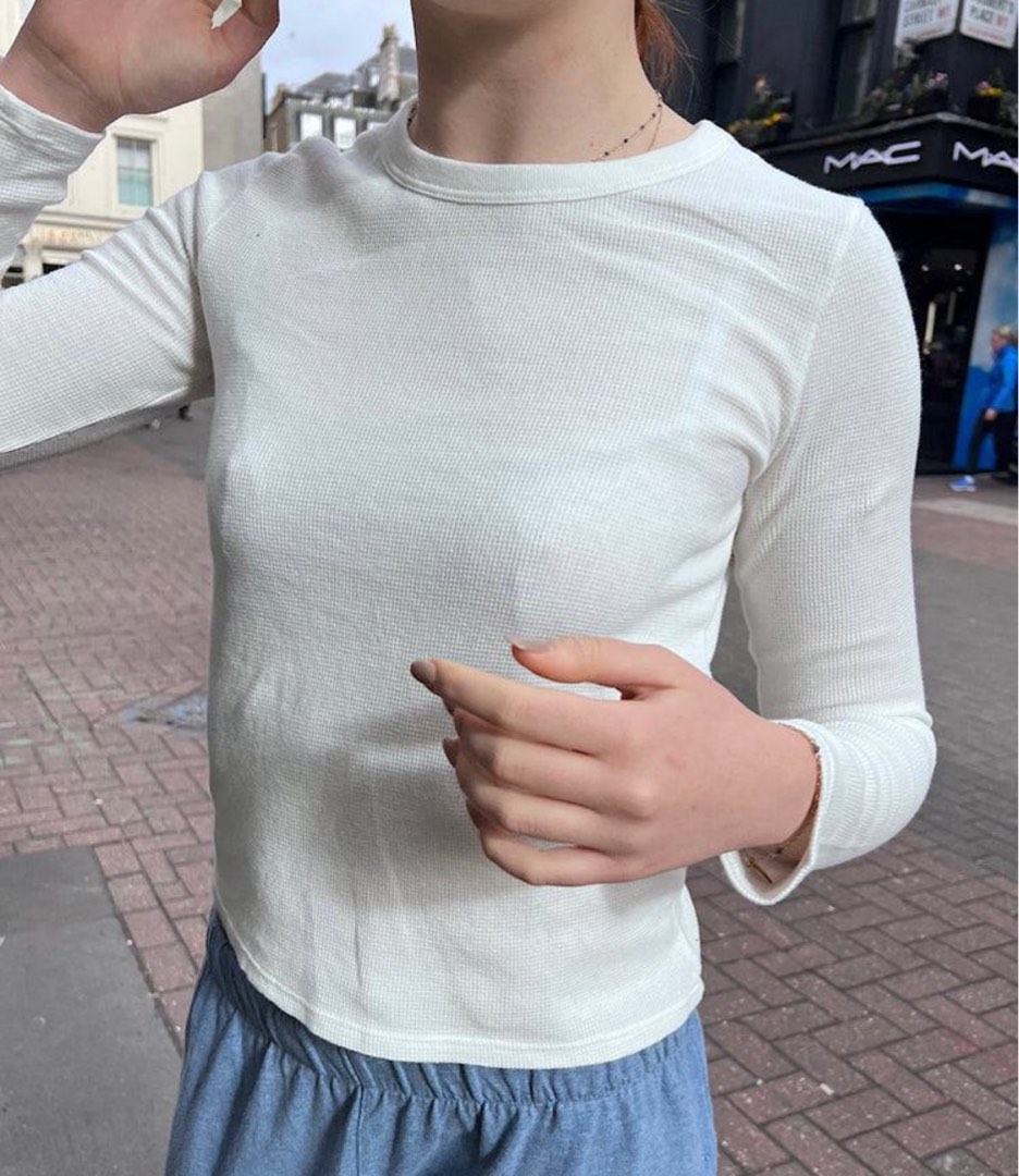 SOLD rare brandy melville tori thermal long sleeve top authentic instock,  Women's Fashion, Tops, Longsleeves on Carousell