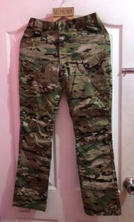 (Category: ) located in . Submitted by marisianshop (Listing ID 1229140893, Image 1). Description: .