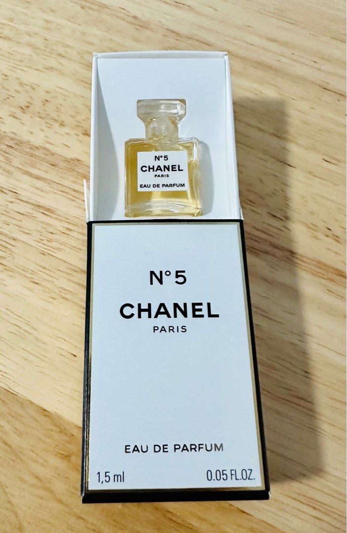 Chanel N5 miniature perfume 1.5ml, Beauty & Personal Care, Fragrance &  Deodorants on Carousell