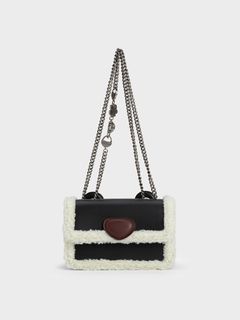 CHARLES&KEITH BLACK LOTSO FUR-TRIM FLAP BAG - P 2999✨