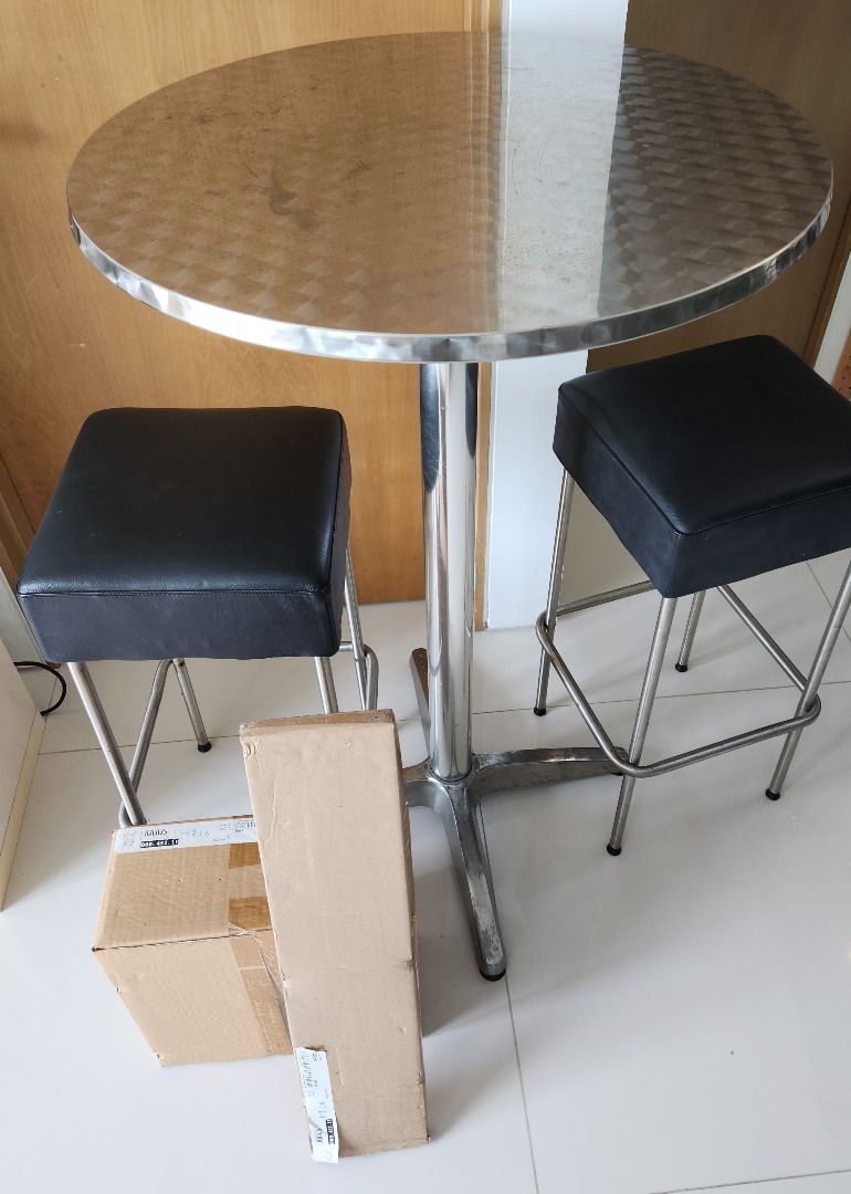 Cocktail Table with 3 bar stools (Ikea Julius), Furniture & Home Living