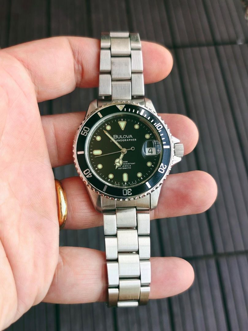 Bulova submariner hotsell