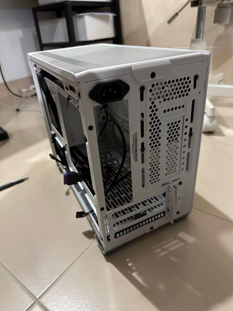 Cooler Master MasterBox NR200 Case, Computers & Tech, Parts ...
