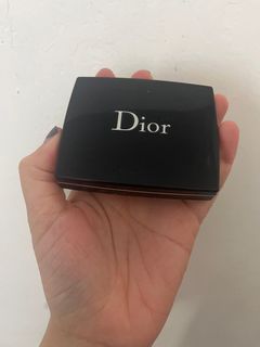 （分類：）位於 。 由 yukpigg 提交（商品編號 1229137232，圖片 1）。簡介： 。