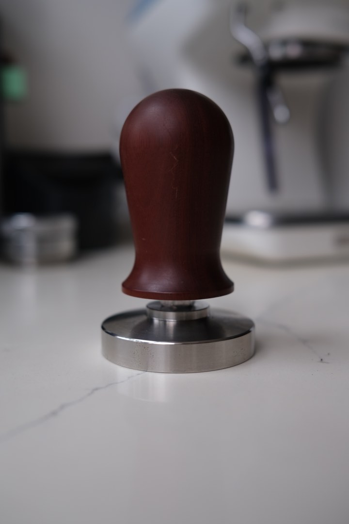 58mm Espresso Puck Spring Loaded Tamper , TV & Home Appliances, Kitchen