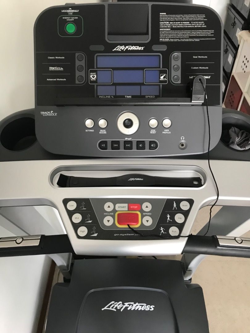 Foldable Treadmill Life Fitness F3, Sports Equipment, Exercise