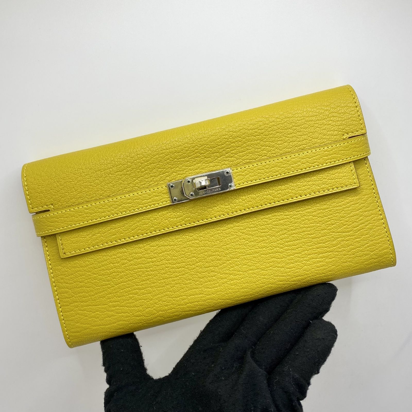 HERMES KELLY TO GO, Luxury, Bags & Wallets on Carousell
