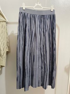 Initial Skirt