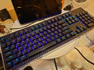 （分類：）位於 。 由 edmk13 提交（商品編號 1229088986，圖片 1）。簡介： 。