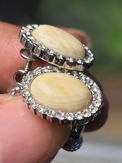 Ivory, clip japan  earrings