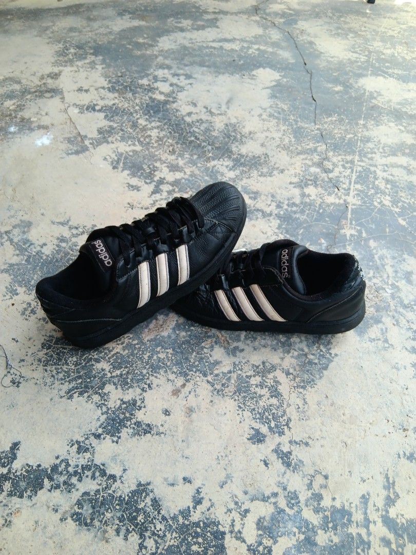 Kasut adidas superstar top