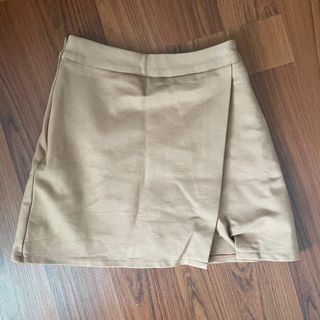 (Category: ) located in . Submitted by preloved_67 (Listing ID 1229142669, Image 1). Description: .