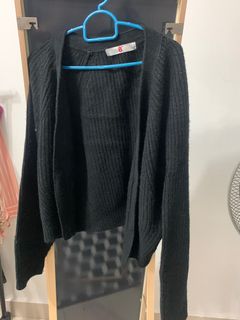(Category: ) located in . Submitted by preloved.bundleee (Listing ID 1229158889, Image 1). Description: .