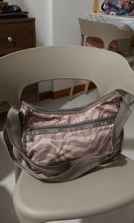 (Category: ) located in . Submitted by wishfultinker (Listing ID 1229226107, Image 1). Description: .