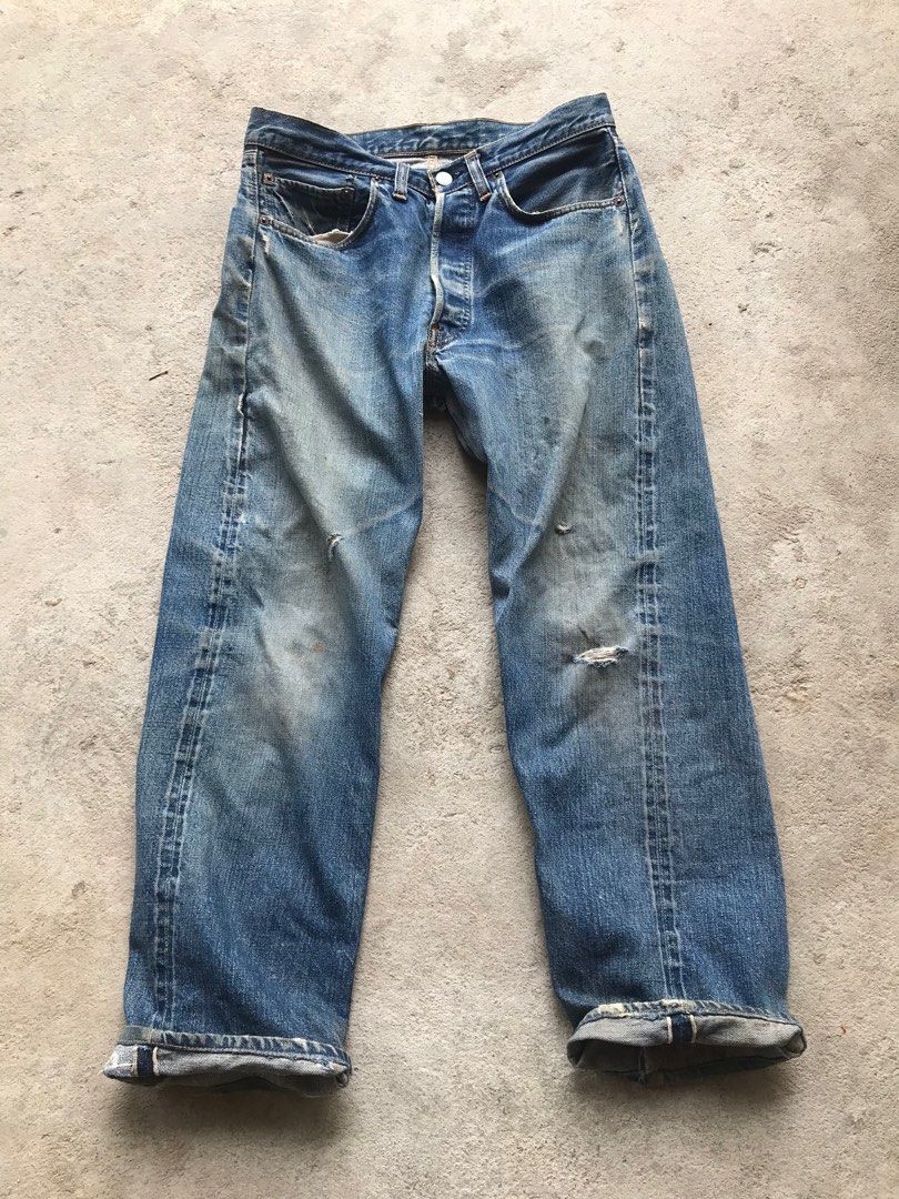 Levis 501 discount button