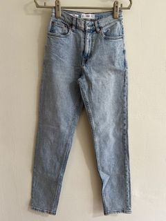(Category: ) located in . Submitted by clearmycloset7 (Listing ID 1229116312, Image 1). Description: .