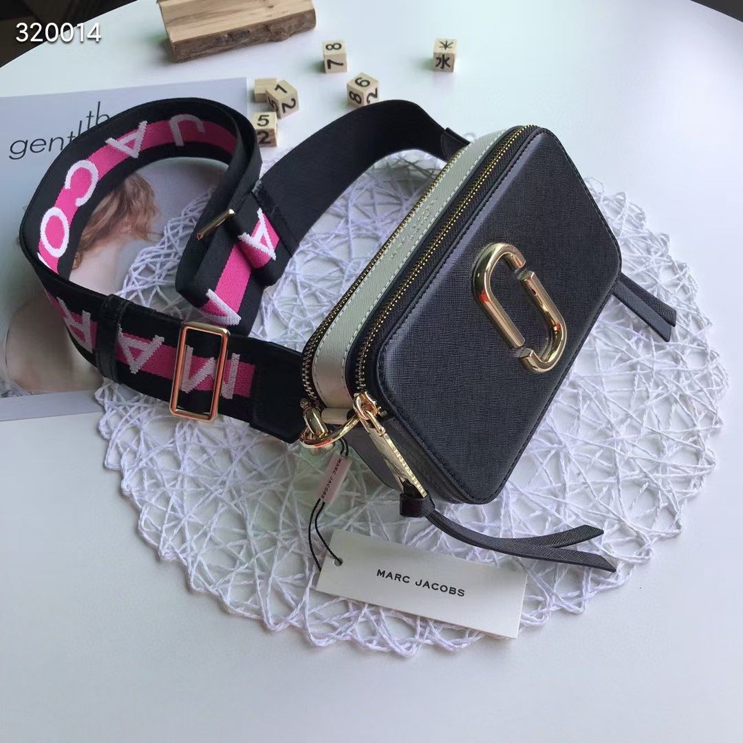 Marc jacobs black and pink snapshot bag on sale