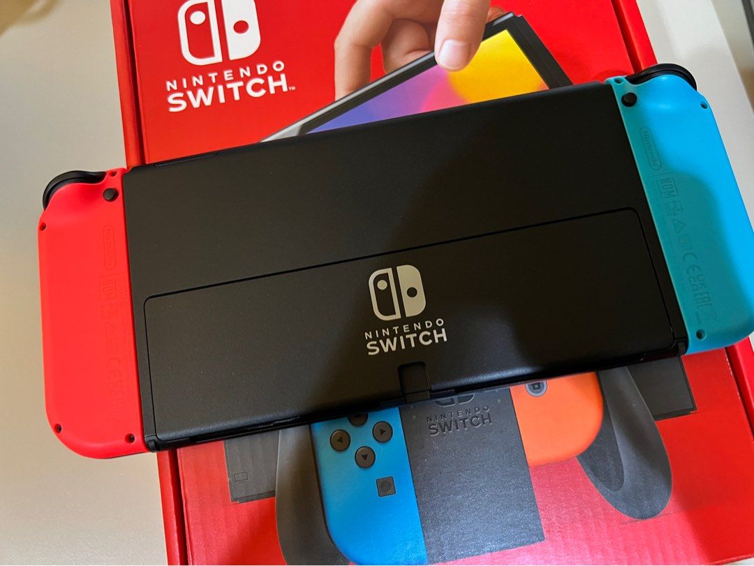 MODDED/JAILBREAK NINTENDO SWITCH OLED (Unlimited Free Games, with 512GB