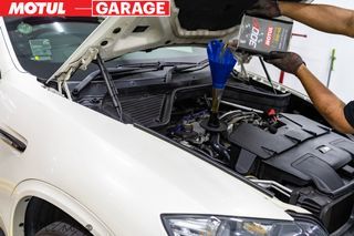MOTUL 300V X BMW: Engine Oil Service Package 0W30 5W30 0W40 5W40 5W50 15W50 10W60 20W60 (M135i M140i 1M M235i M240i M2 335i M340i M3 428i 435i M440i M4 520i 528i 530i 535i 540i M5 630i 640i 650i M6 730Li 740Li 750i 840i 850i M8 X1 X2 X3 X4 X5 X6 X7 ALPINA