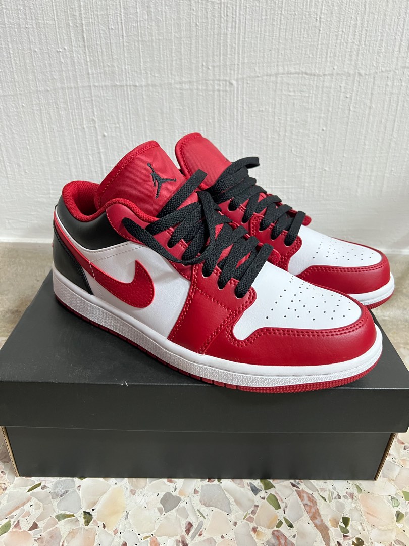 Nike Air Jordan 1 low bulls Men s Fashion Footwear Sneakers