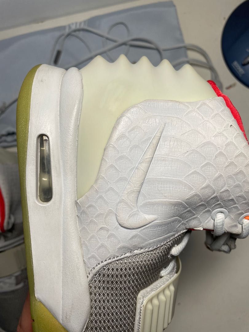 Pure on sale platinum yeezy