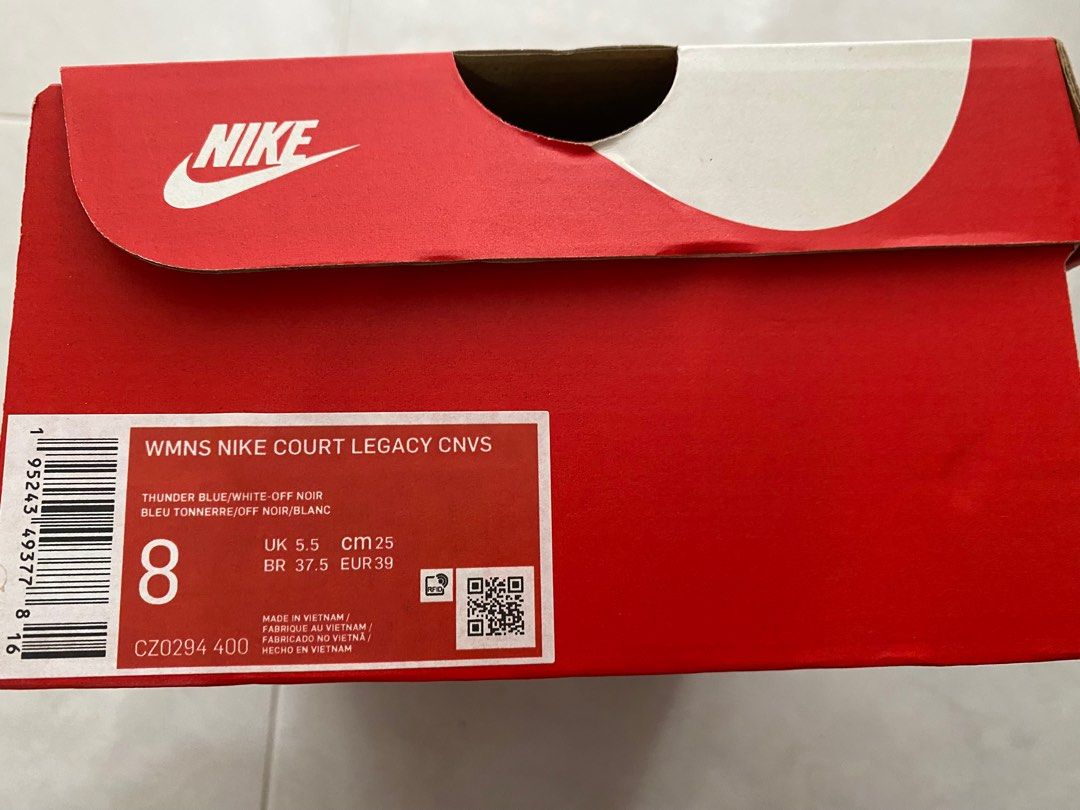 Nike sneakers (size EUR39), Women's Fashion, Footwear, Sneakers on