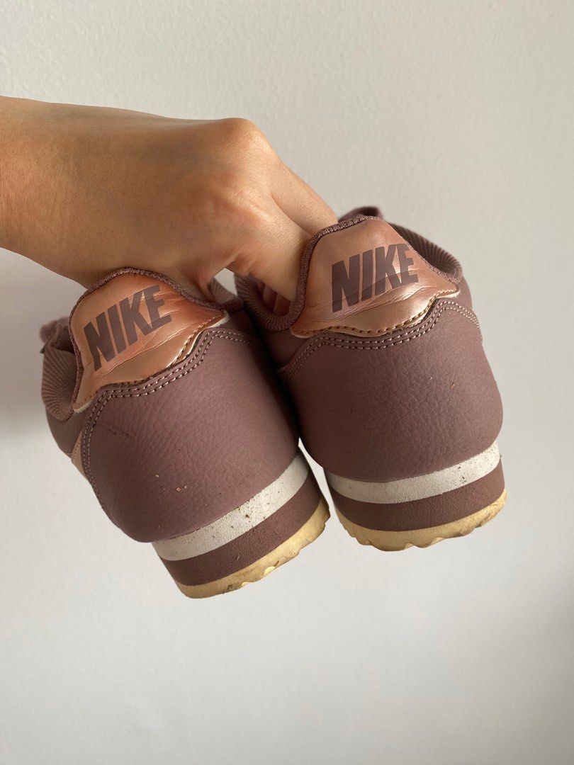 Nike cortez taupe store