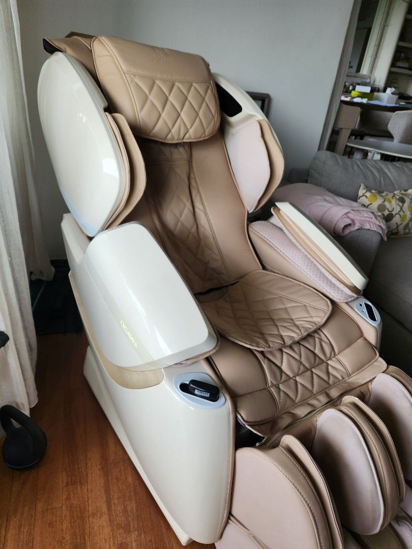 Ogawa Massage Chair, Health & Nutrition, Massage Devices on Carousell