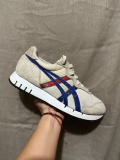(Category: ) located in . Submitted by thriftchz (Listing ID 1229127190, Image 1). Description: .