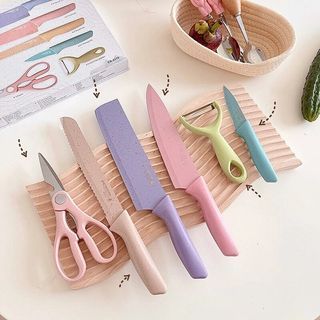 Order Here: https://shope.ee/VaSiq60pN 6PCS Corrugated Kitchen Knife Wheat Straw Chef Knife Cute Pastel Knife