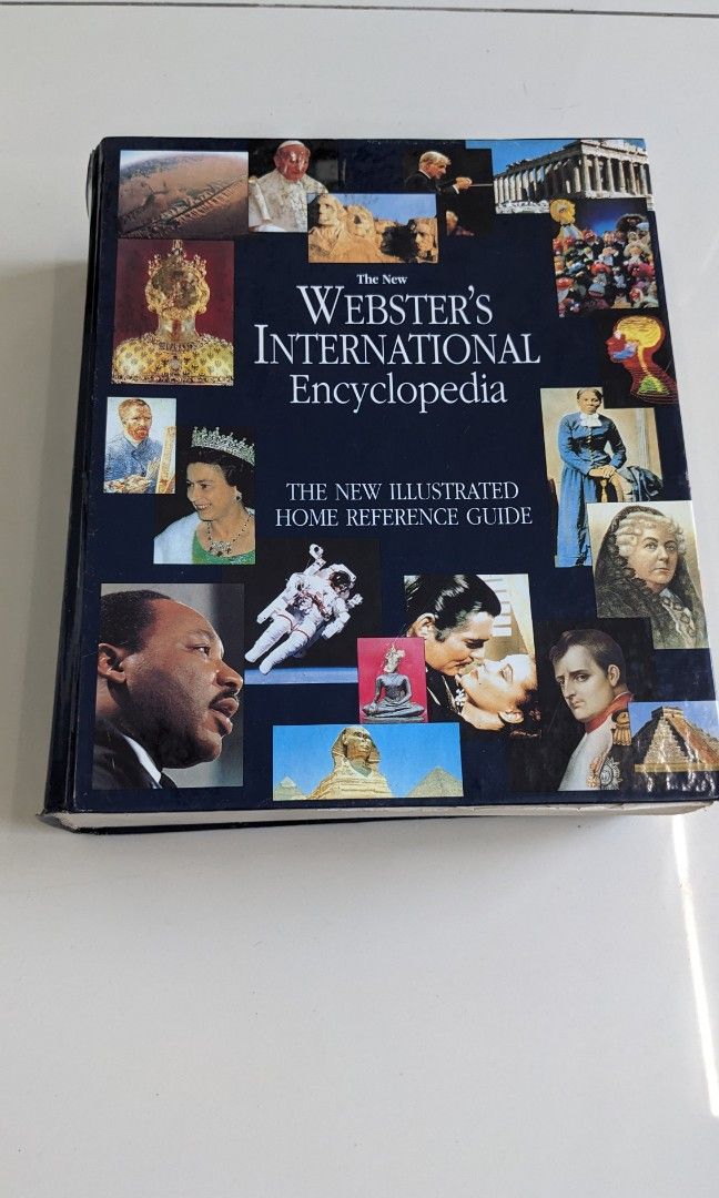 Original ster's International Encyclopedia, Hobbies & Toys, Books