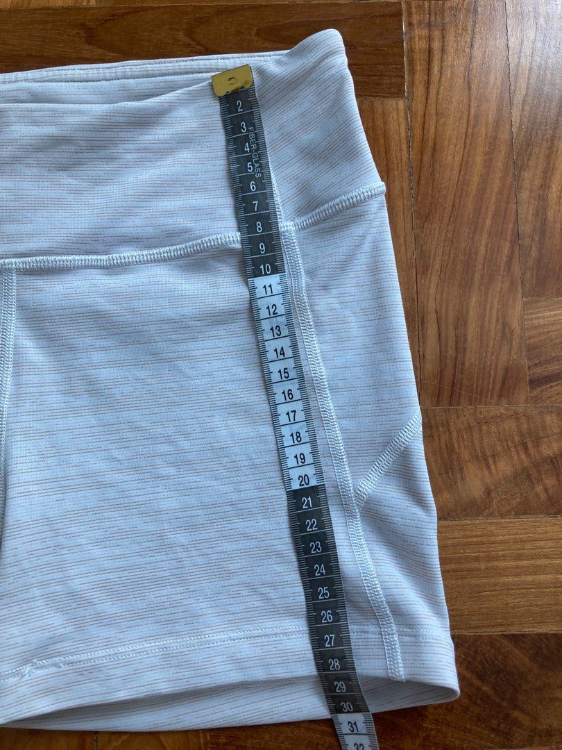 Outdoor Voices Running Shorts, Women's Fashion, Activewear on Carousell