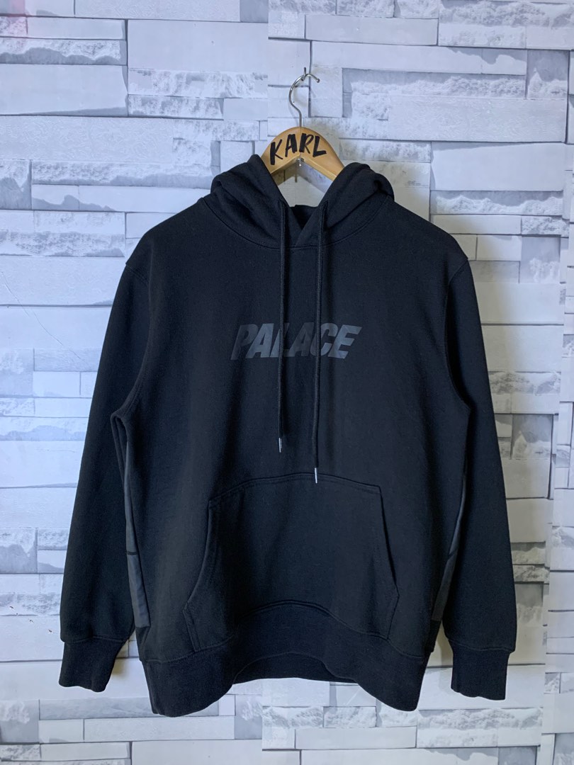 PALACE, Men's Fashion, Coats, Jackets and Outerwear on Carousell