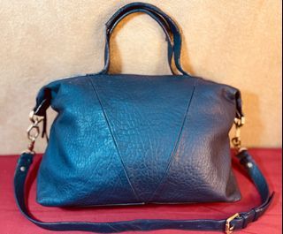 Patrice Breal Pebbled Genuine Leather Handbag Sling Bag in Royal Blue