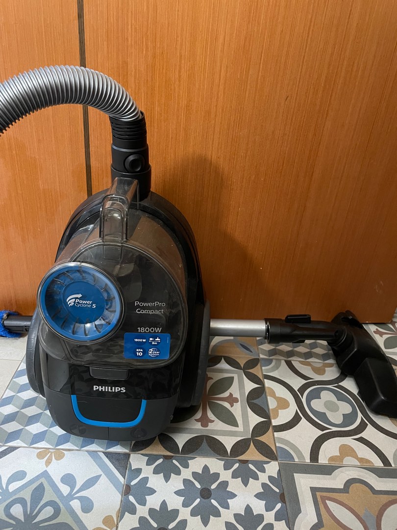 Philip power 5 cyclone pro compact 1800W, TV & Home Appliances, Vacuum ...
