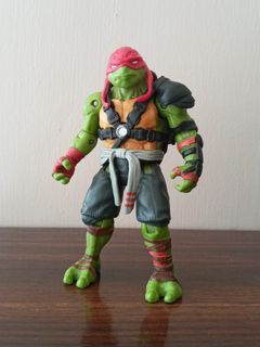 Playmates Teenage Mutant Ninja Turtles: Out of The Shadows Basic Figure- Raphael (loose)