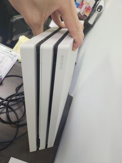 （分類：）位於 。 由 zoelau103 提交（商品編號 1229190330，圖片 1）。簡介： 。
