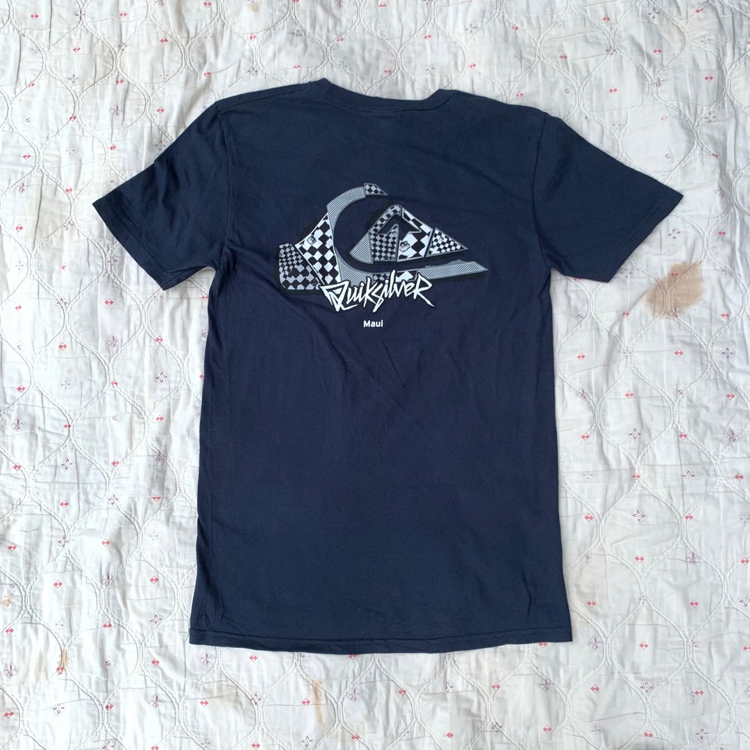Quik silver, Men's Fashion, Activewear on Carousell