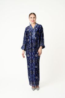 RENT Radzuan Radziwill Gina Kurung M size