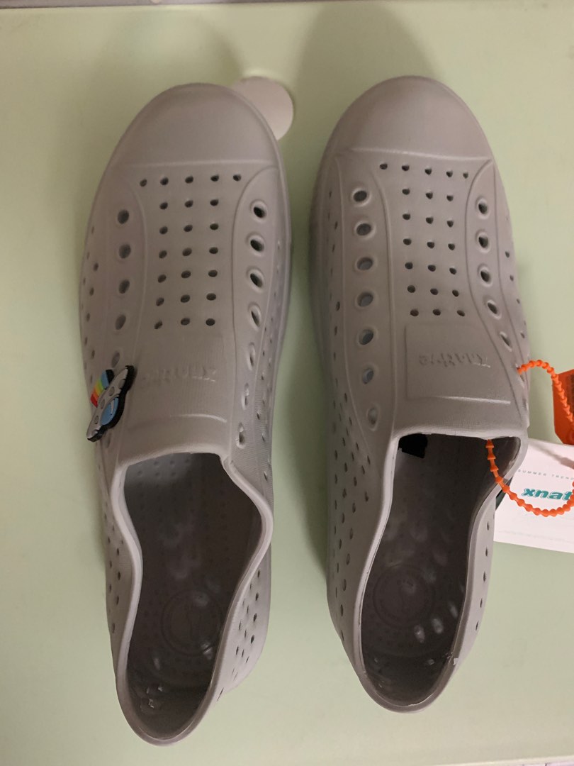 latest rubber shoes for ladies