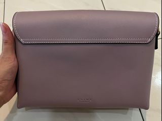 (Category: ) located in . Submitted by aisyahan (Listing ID 1229190151, Image 1). Description: .
